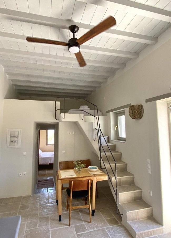 Fournos Villa Kimolos Exterior photo
